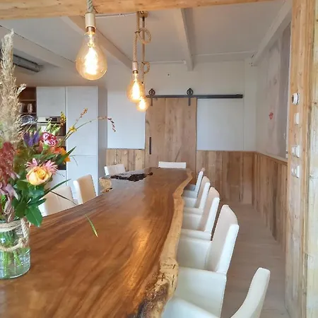 Pura Vida Panorama * Oud Ade