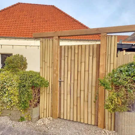 Pura Vida Panorama Oud Ade