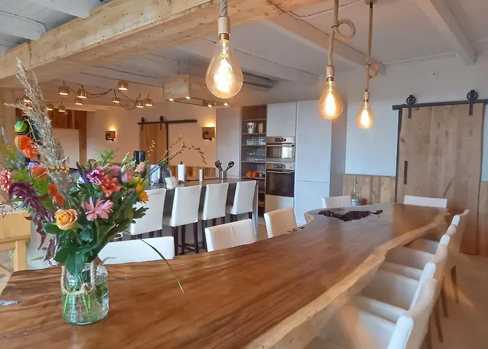 Pura Vida Panorama Vakantiehuis Oud Ade