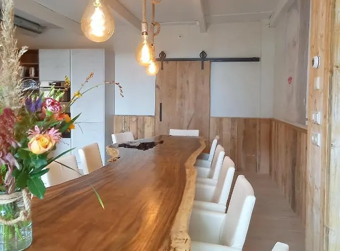 Pura Vida Panorama * Oud Ade