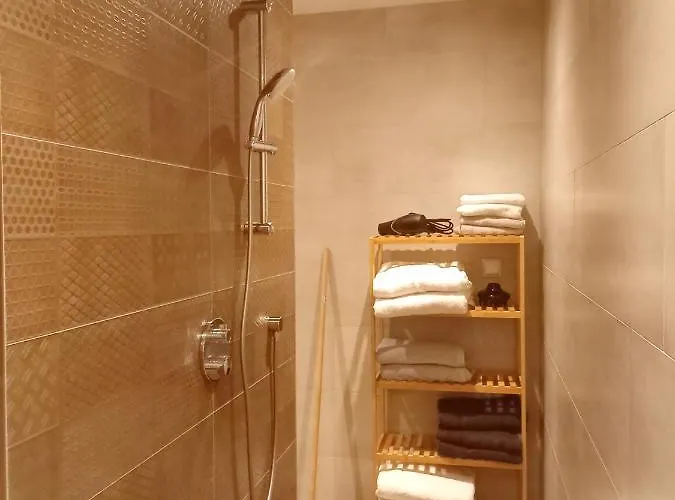 Pura Vida Panorama Oud Ade