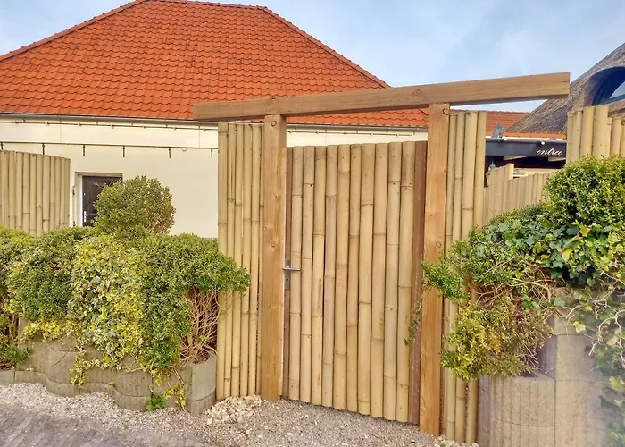 Pura Vida Panorama Oud Ade