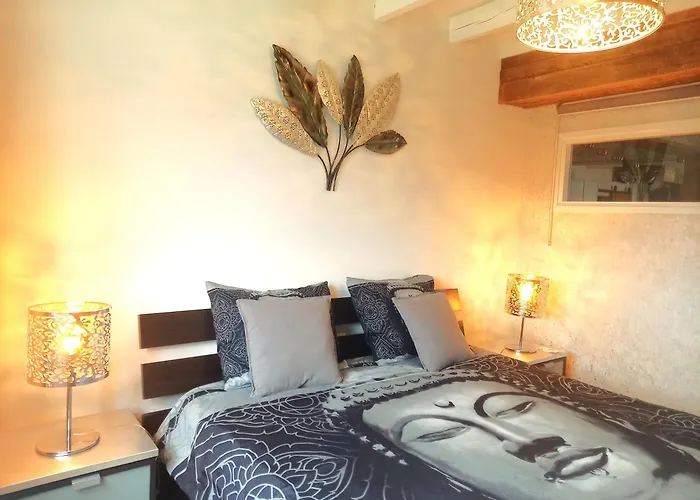 Pura Vida Panorama Oud Ade